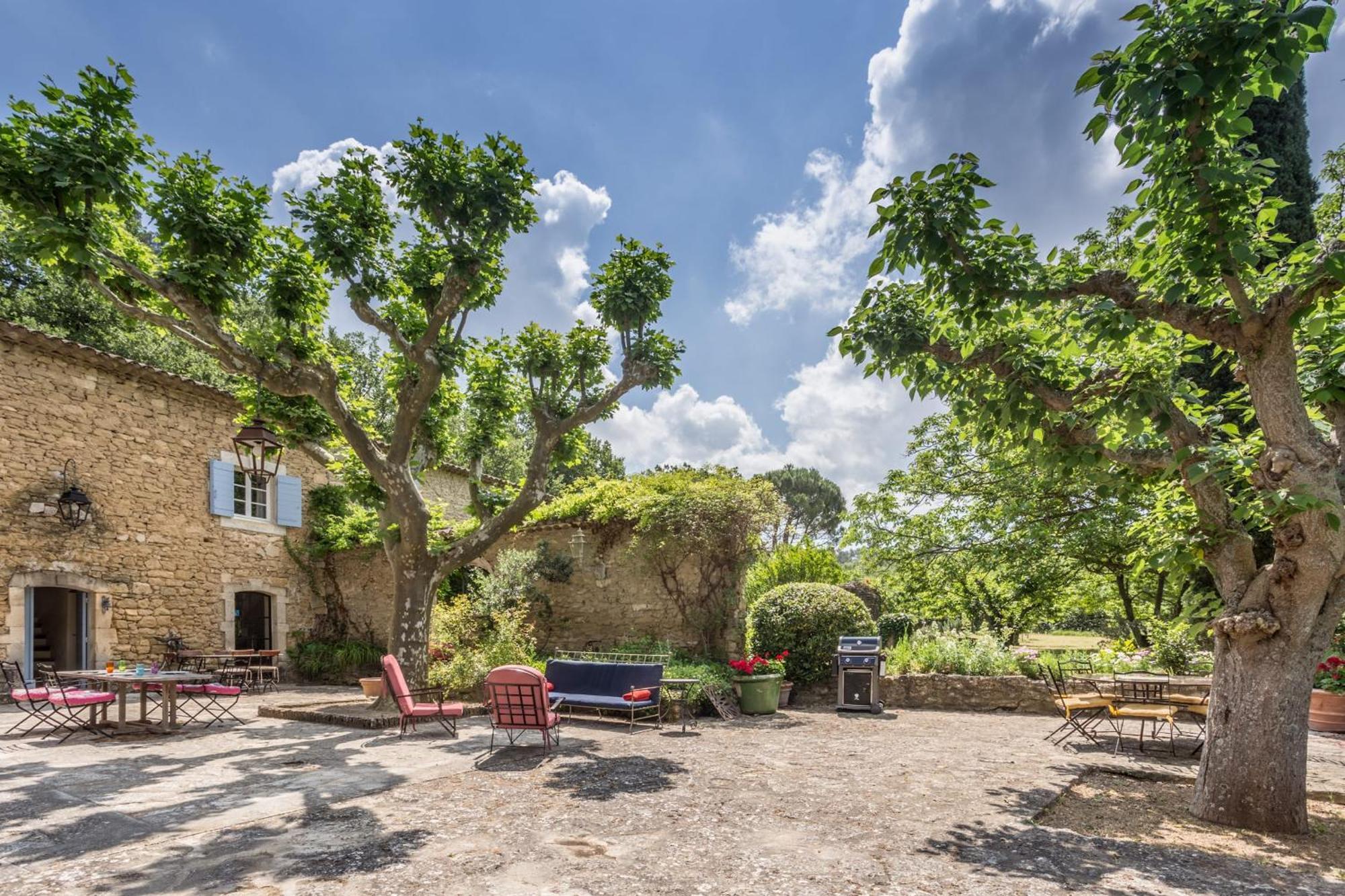 La Maison Des Artistes Ménerbes Dış mekan fotoğraf